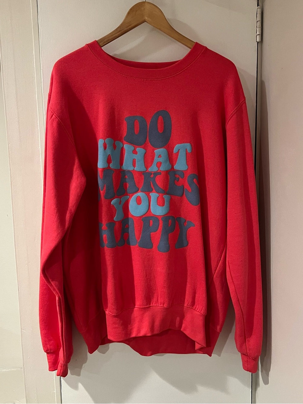 "Do What Makes You Happy" Graphic Crewneck